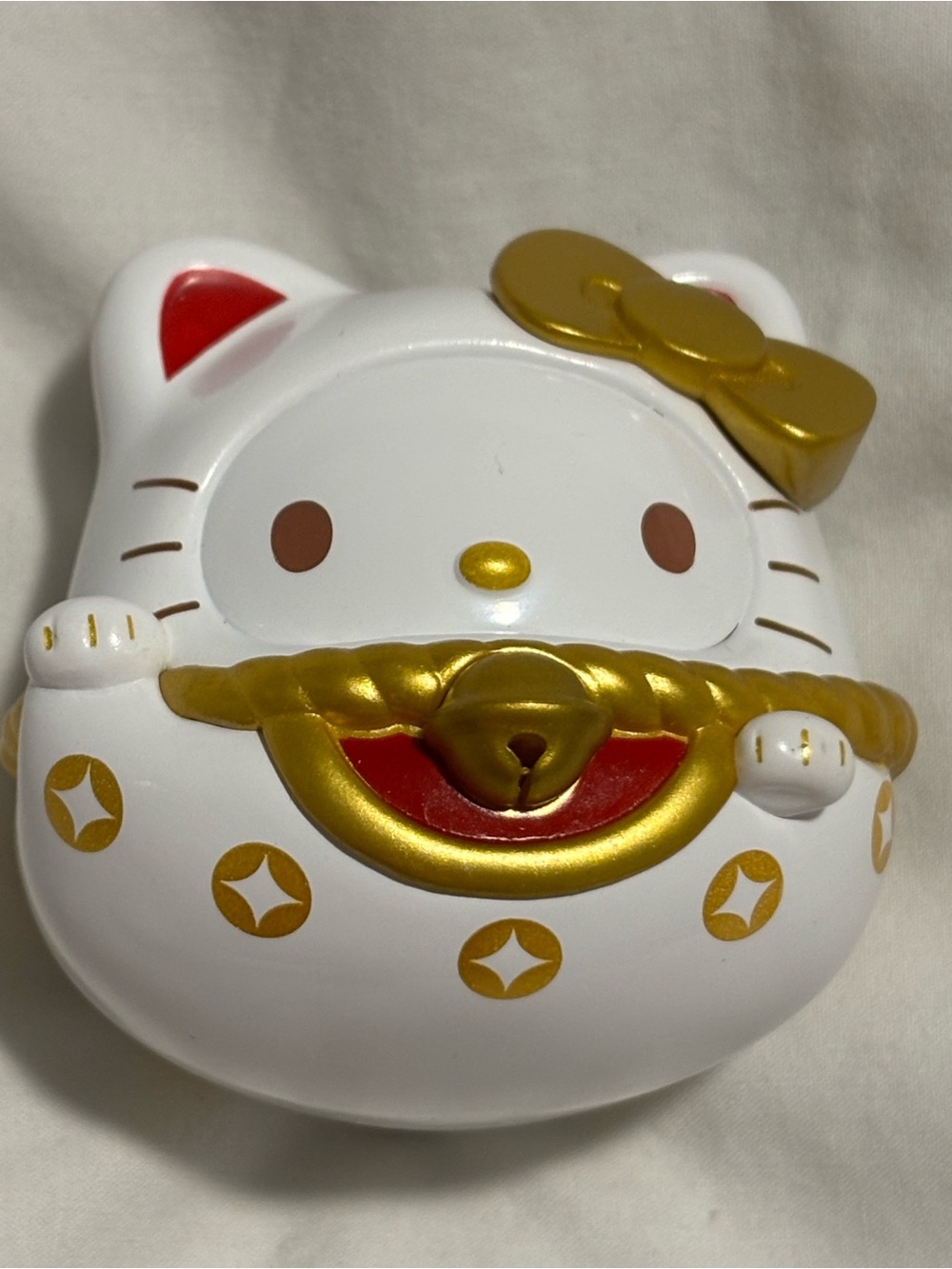 Hello Kitty White and Gold Lucky Cat Series Top Toy